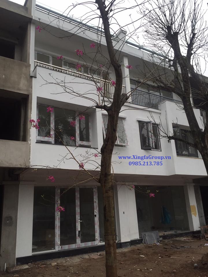 Thi Công Lắp Đặt Công Trình Cửa Nhôm XINGFA Tại KĐT ECOPARK