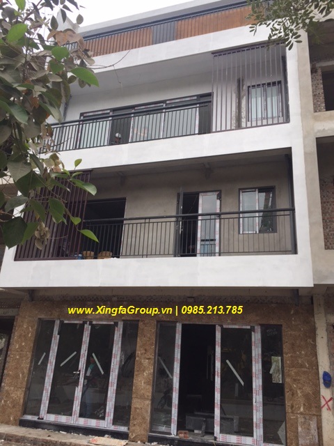 LẮP ĐẶT CỬA NHÔM XINGFA NHẬP KHẨU TẠI KĐT ECOPARK